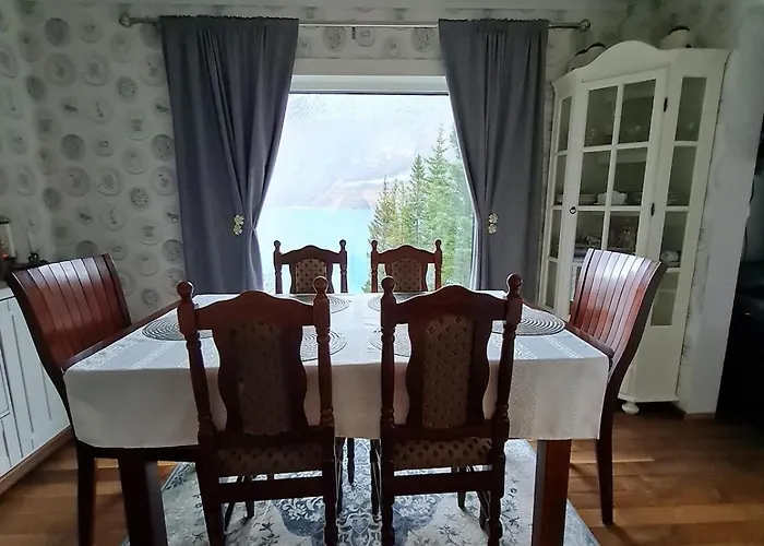 Amo Svartisen Holand (Lierne, Trondelag)